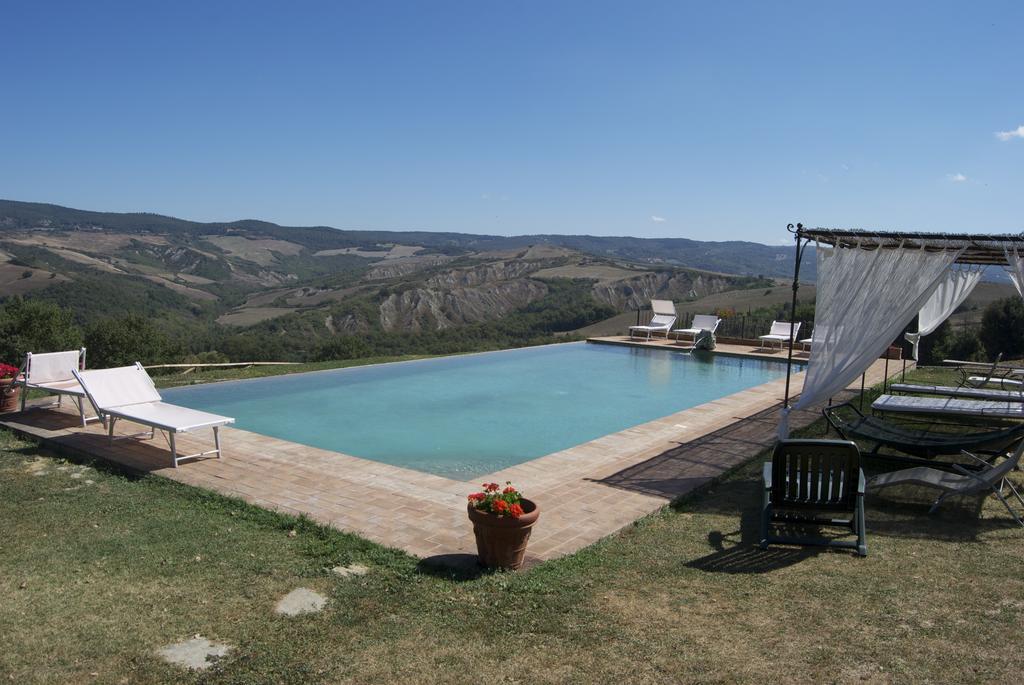 Villa La Fonte Carducciana San Casciano dei Bagni Habitación foto